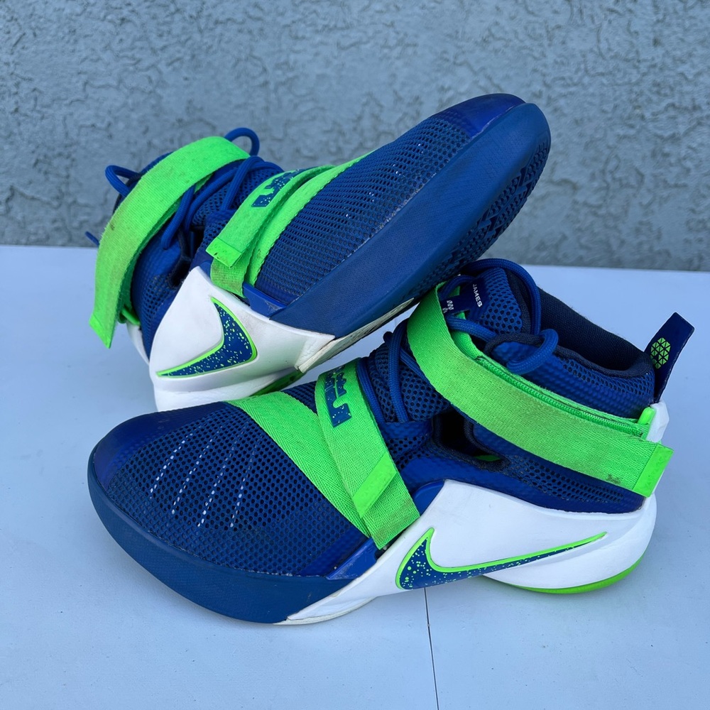 Nike Lebron James 9 Soldier Basketball Sneakers
